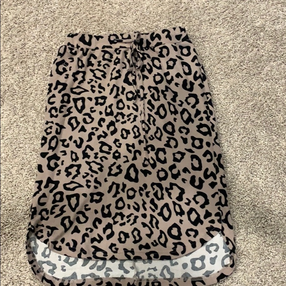 Leopard skirt
